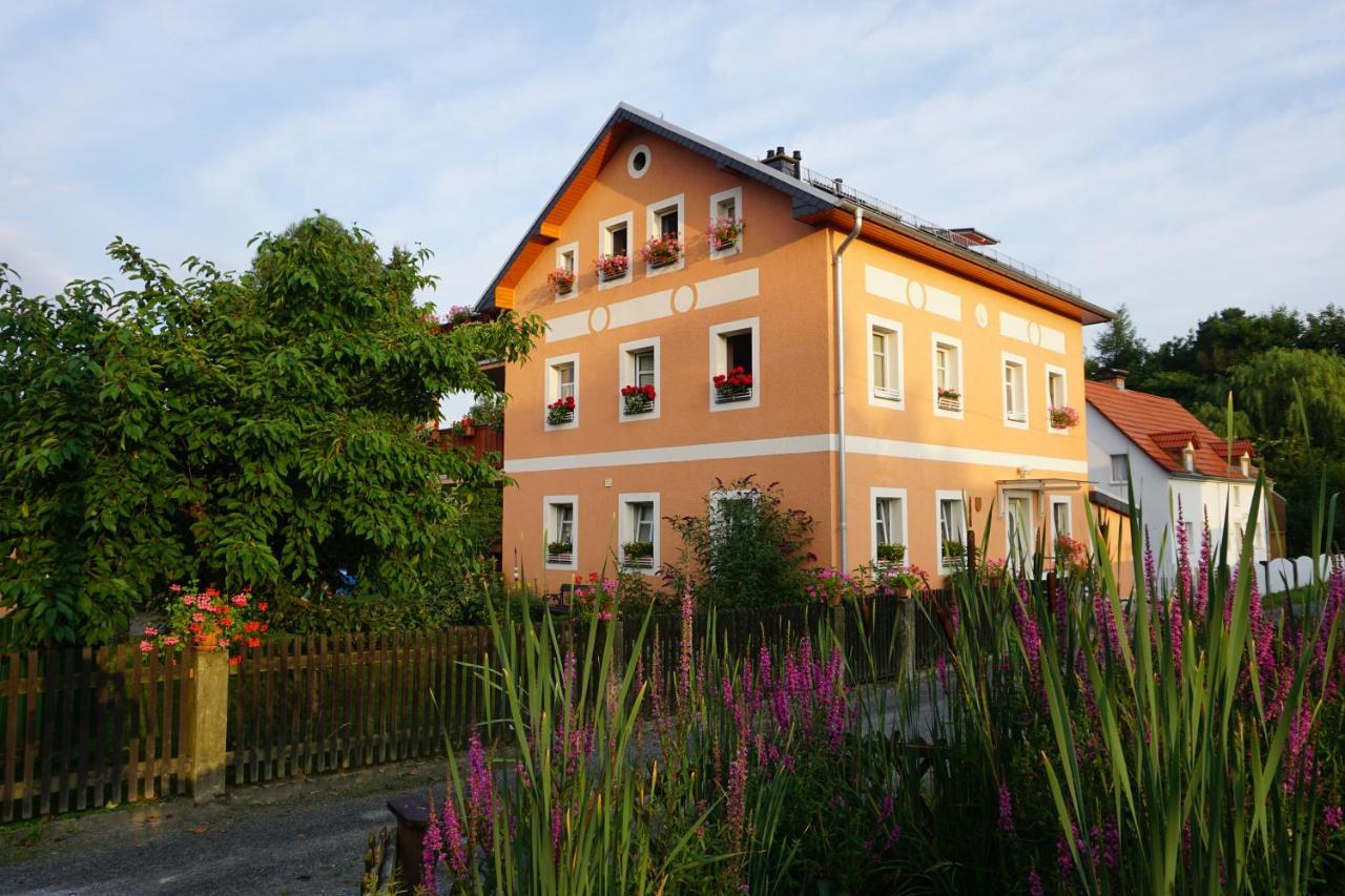 Ferienwohnung am Dorfplatz Kurort Gohrisch Exterior foto